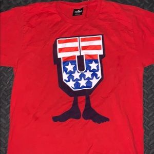 Red undefeated USA T-shirt